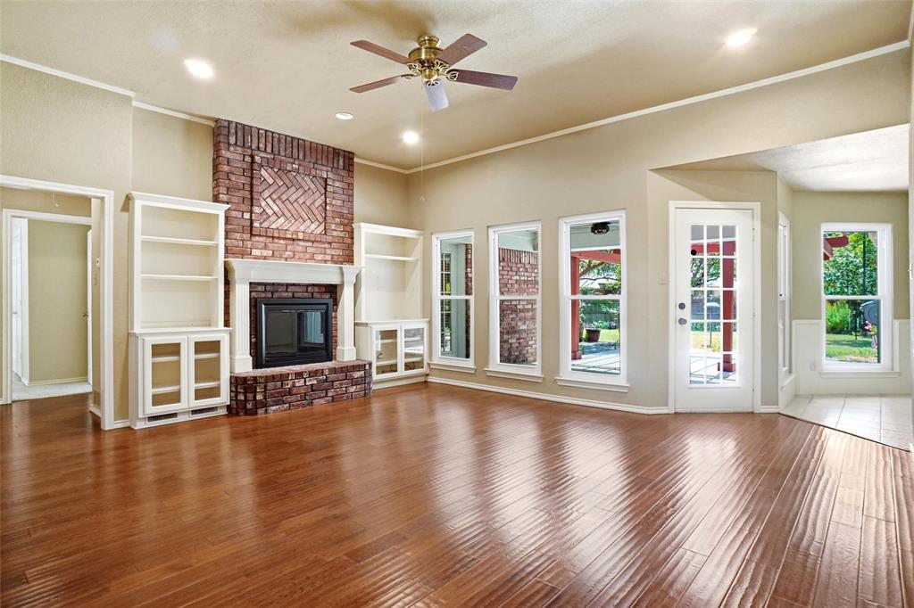 1321 Oak Harbor Boulevard Property Photo 3