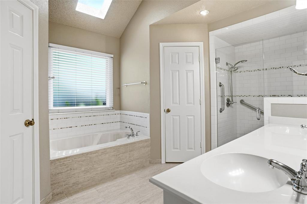 1321 Oak Harbor Boulevard Property Photo 15