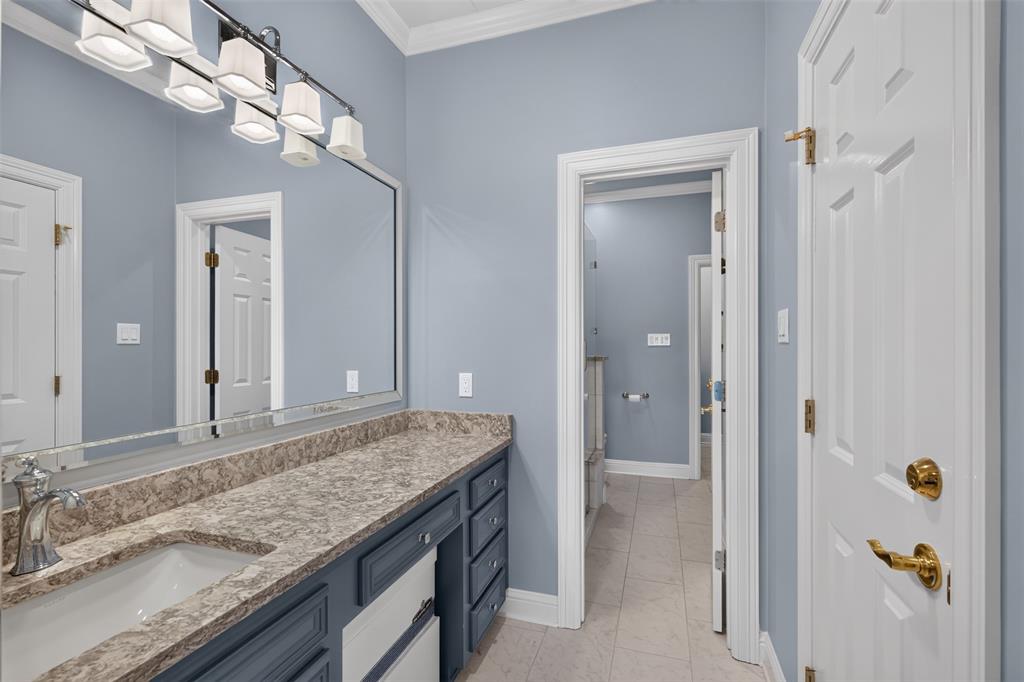 1050 N Pointe Circle Property Photo 27
