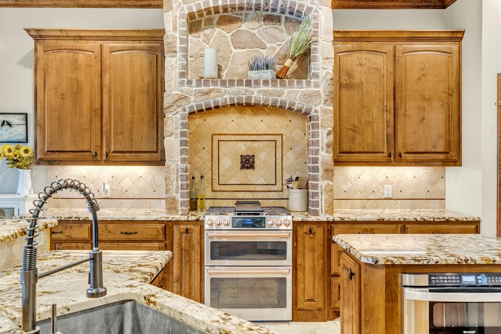 365 County Road 1534 Property Photo 16