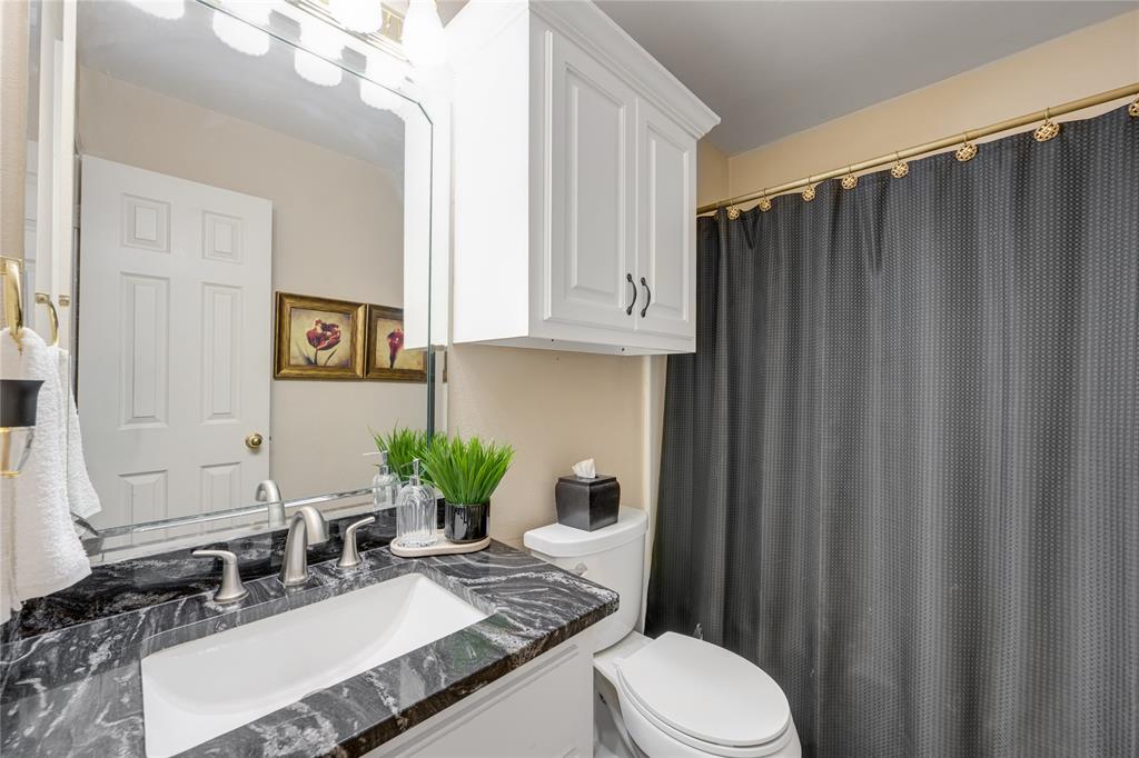4215 Primrose Lane Property Photo 23