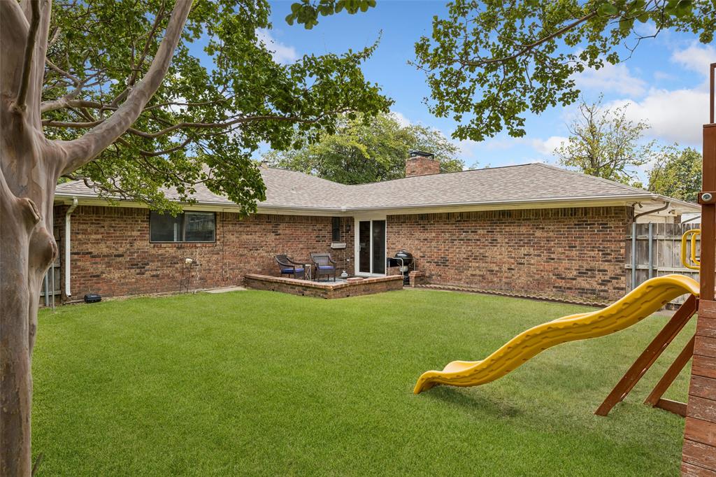 507 Lake Ridge Drive Property Photo 3
