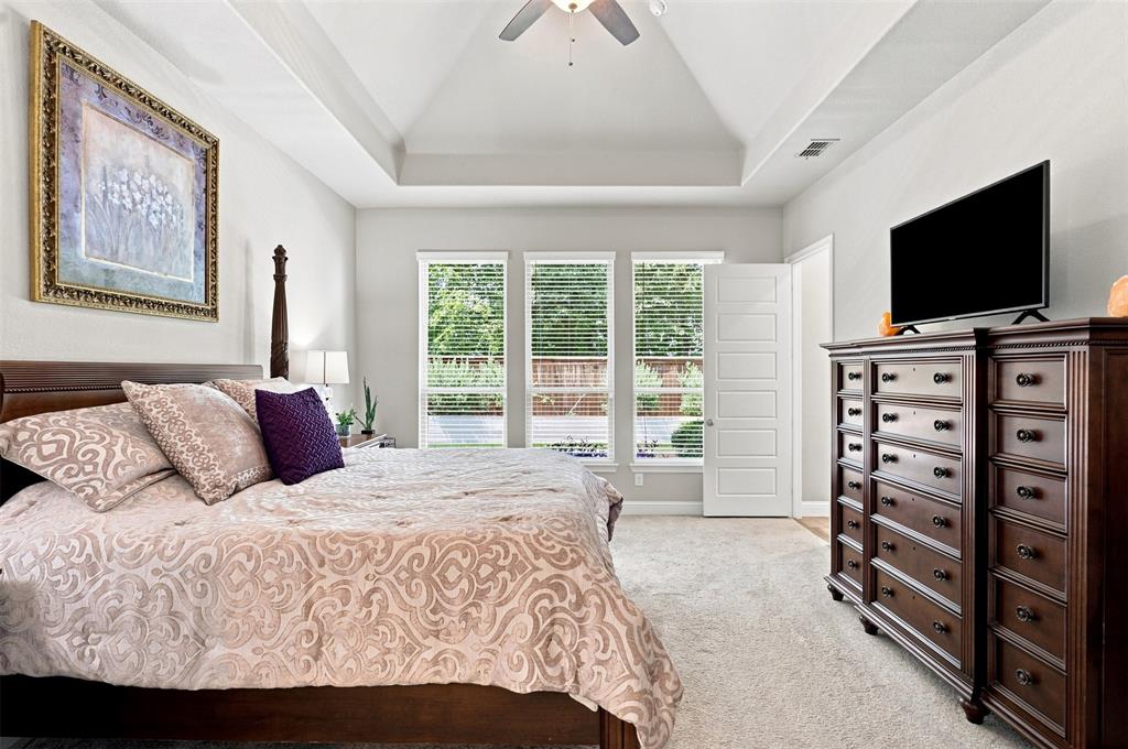 2505 Oxford Street Property Photo 18