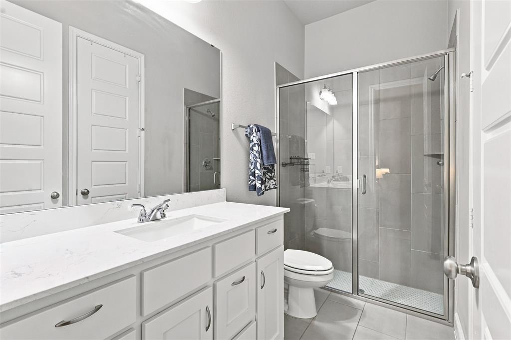 2505 Oxford Street Property Photo 25