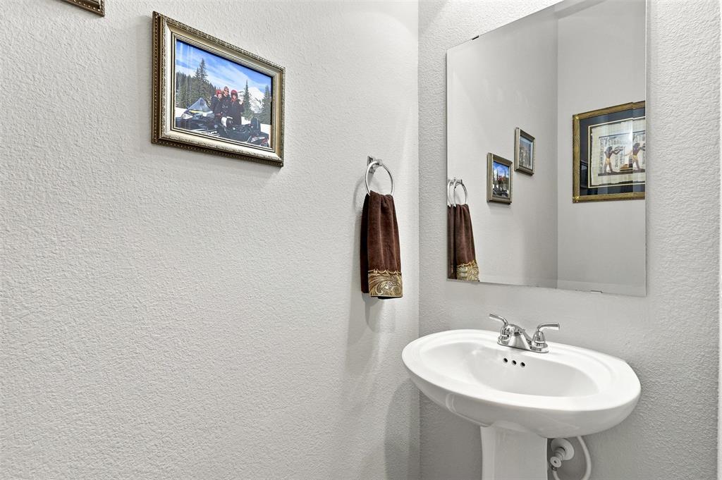 2505 Oxford Street Property Photo 26