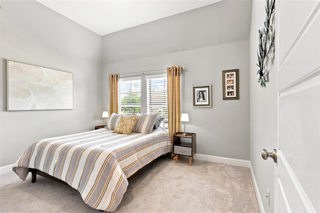 2505 Oxford Street Property Photo 29