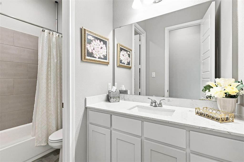 2505 Oxford Street Property Photo 30