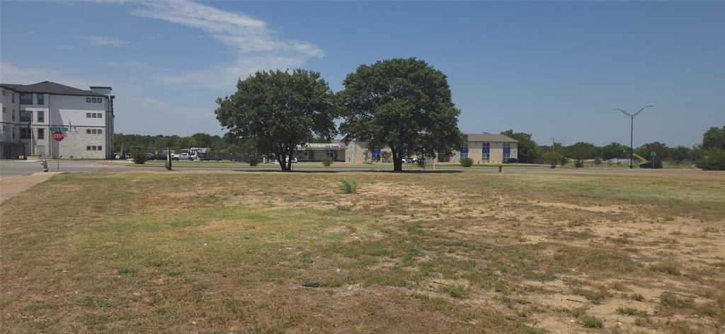 5000 E Lancaster Avenue Property Photo 5