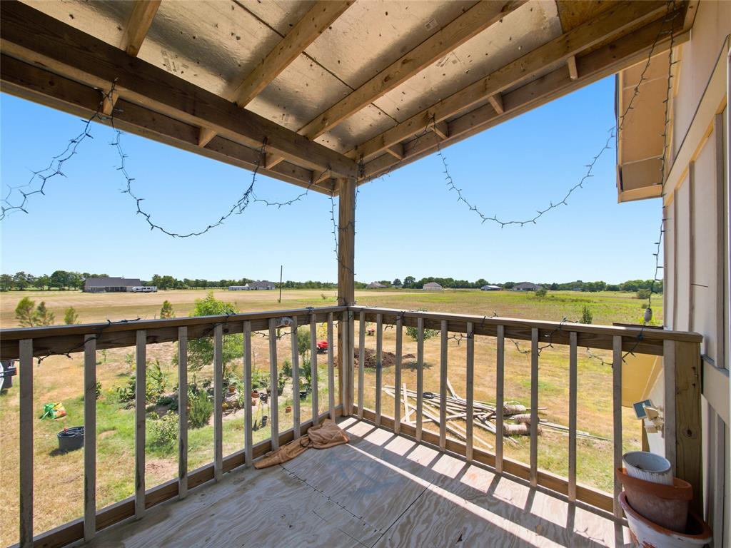 402 County Road 3422 Property Photo 26
