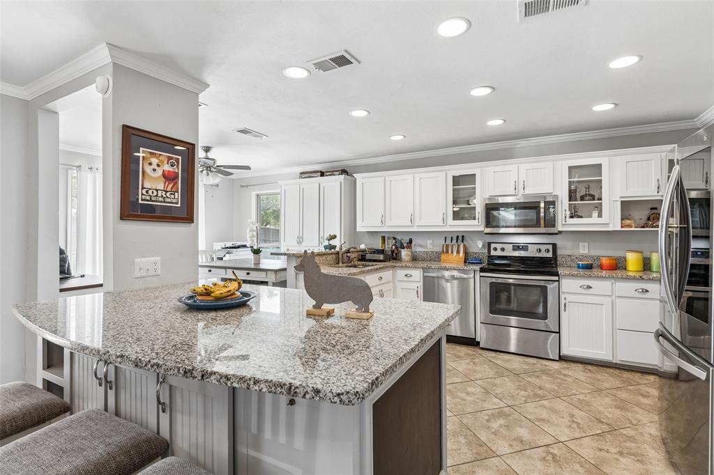 3100 Bullock Drive Property Photo 10