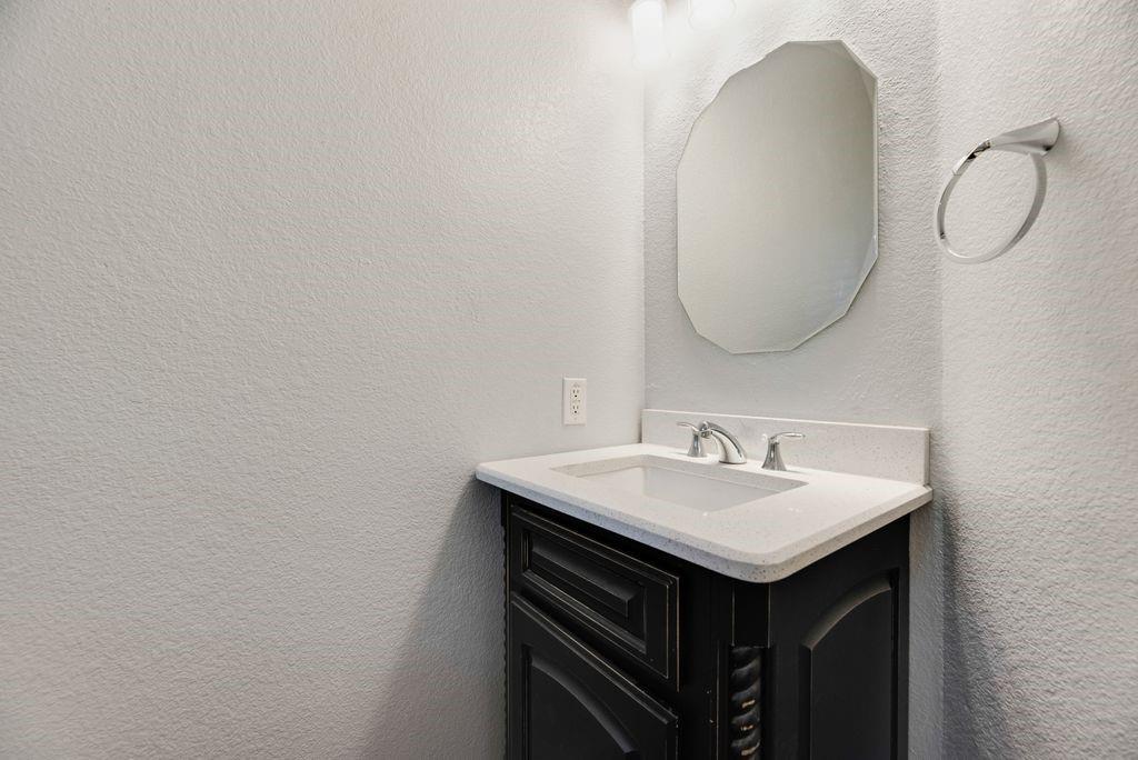 317 Gershwin Way Property Photo 13