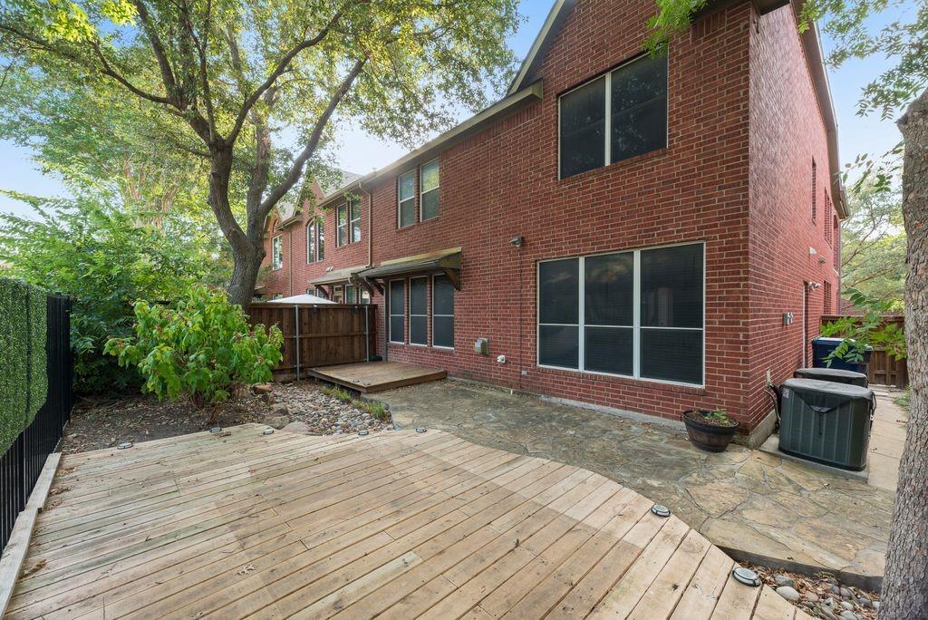 317 Gershwin Way Property Photo 18