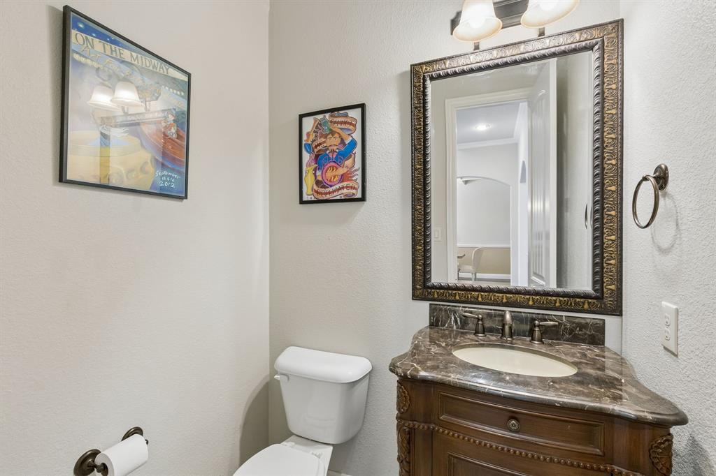 4921 Empire Way Property Photo 4