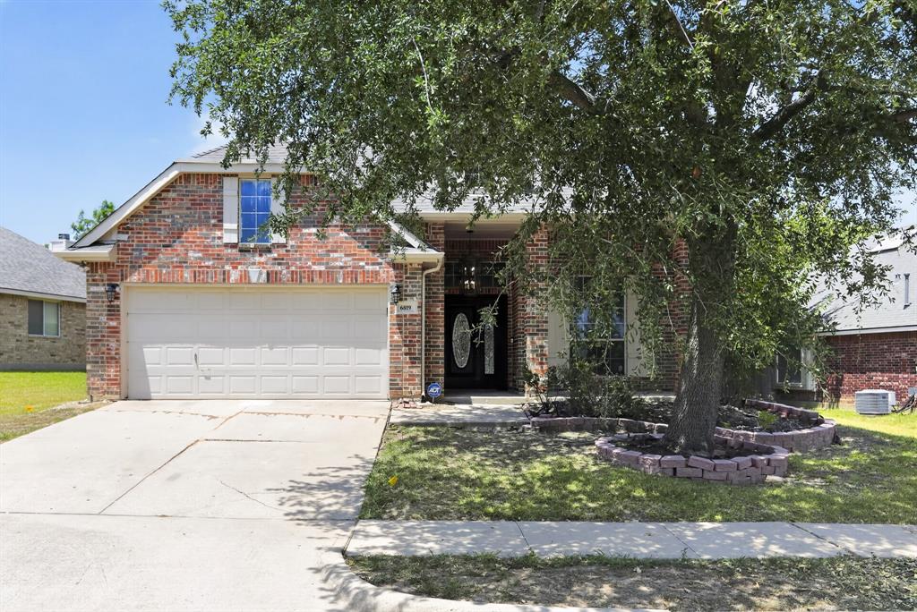 6819 Woodcrest Lane Property Photo 1