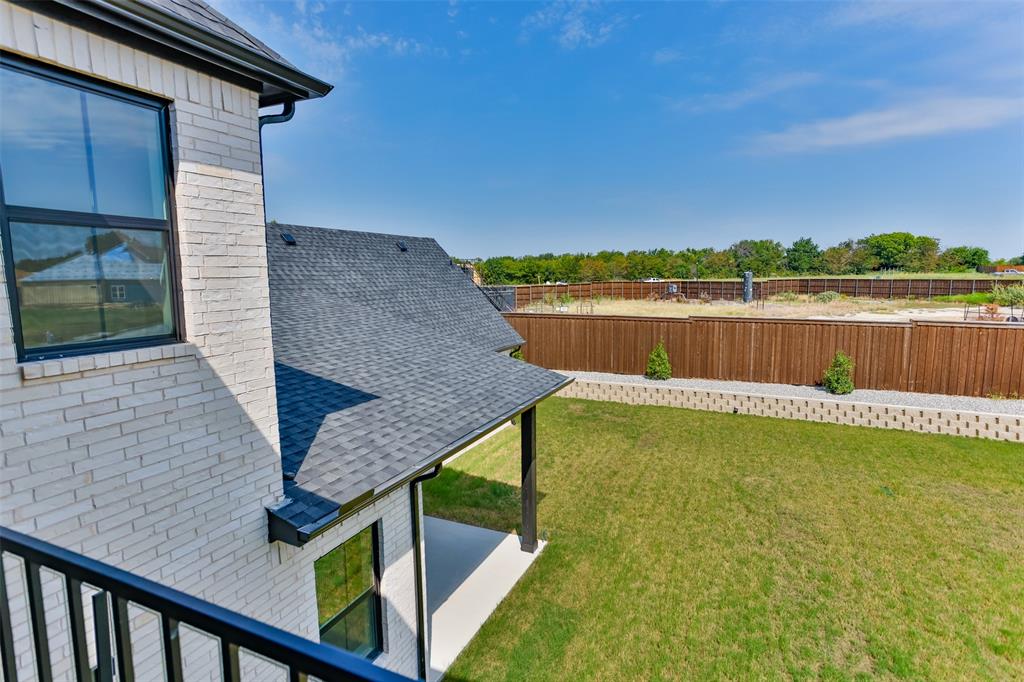 2703 Stonecrest Drive Property Photo 32