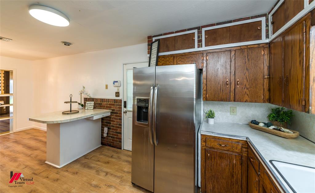 1404 Holiday Place Property Photo 15