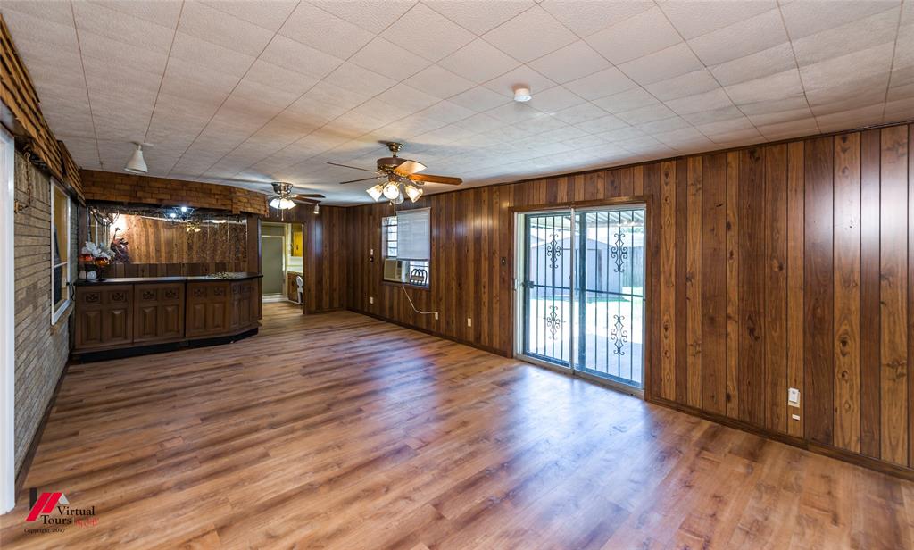 1404 Holiday Place Property Photo 20
