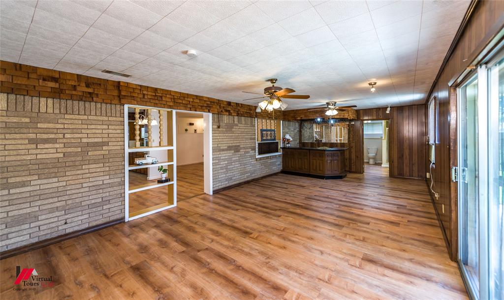 1404 Holiday Place Property Photo 21