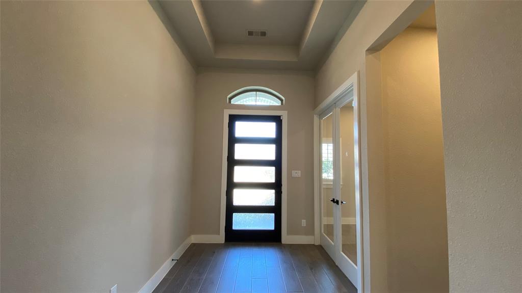 3320 Honey Suckle Lane Property Photo 2