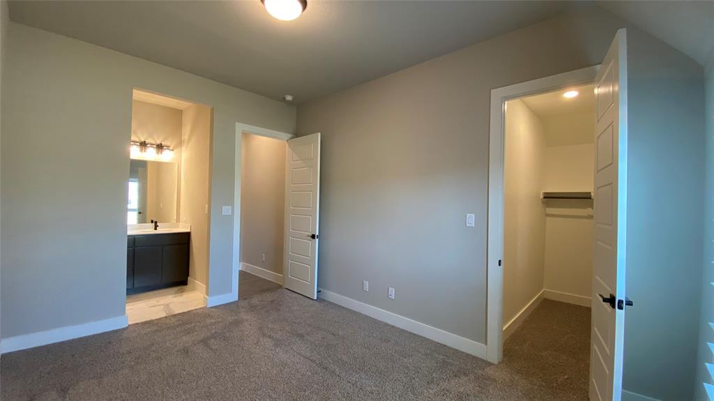 3320 Honey Suckle Lane Property Photo 10