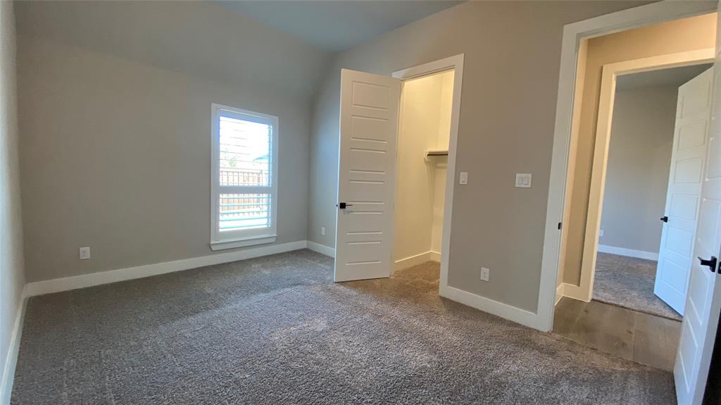 3320 Honey Suckle Lane Property Photo 16