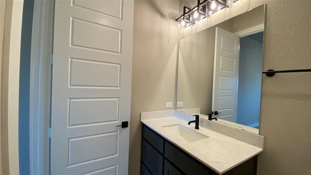 3320 Honey Suckle Lane Property Photo 20