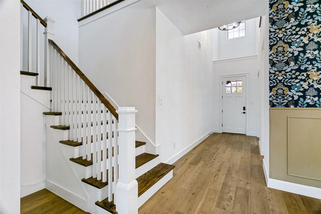 4733 Brockwell Drive Property Photo 4