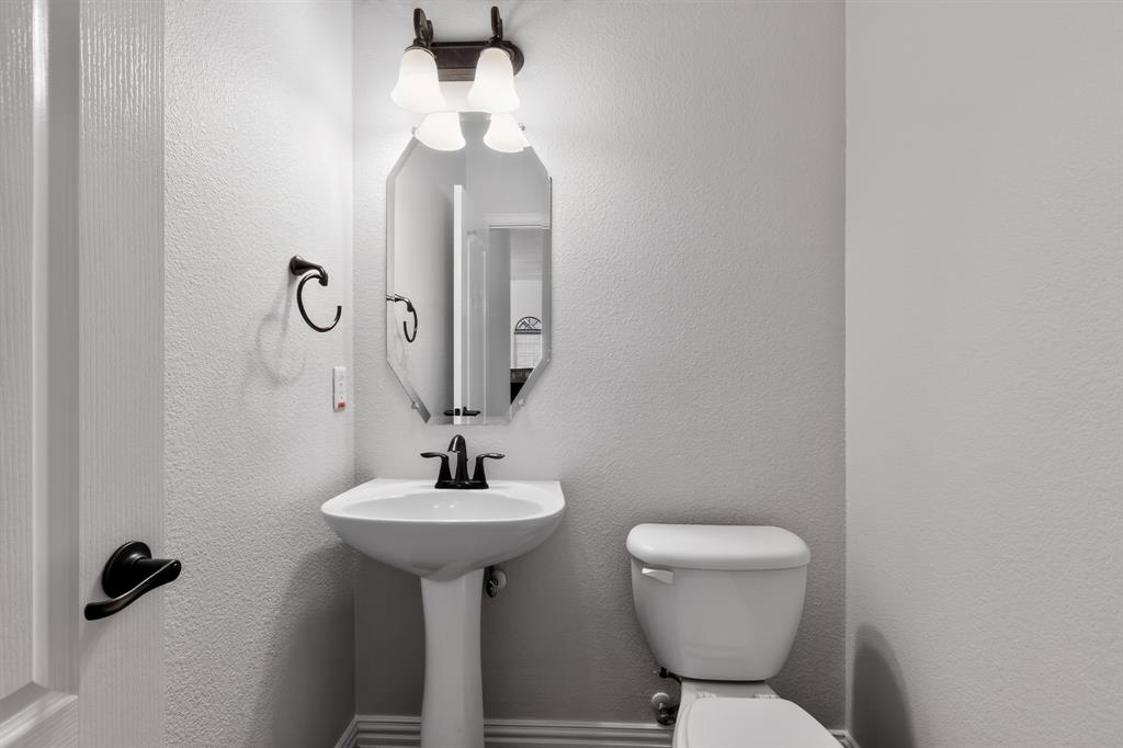 4348 Kestrel Way Property Photo 13