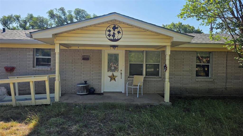 274 County Road 1500 Property Photo 4