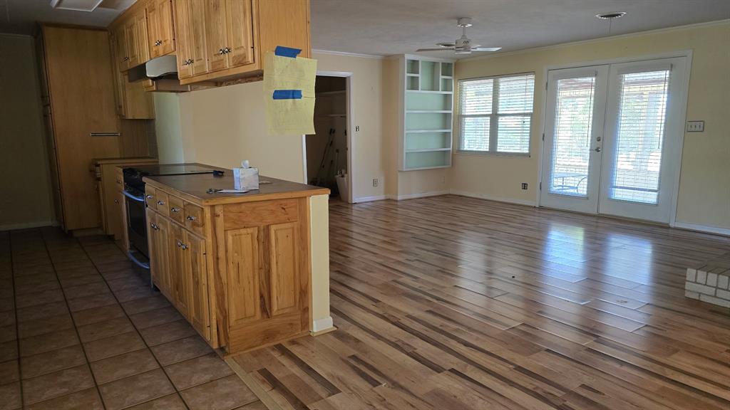 274 County Road 1500 Property Photo 8
