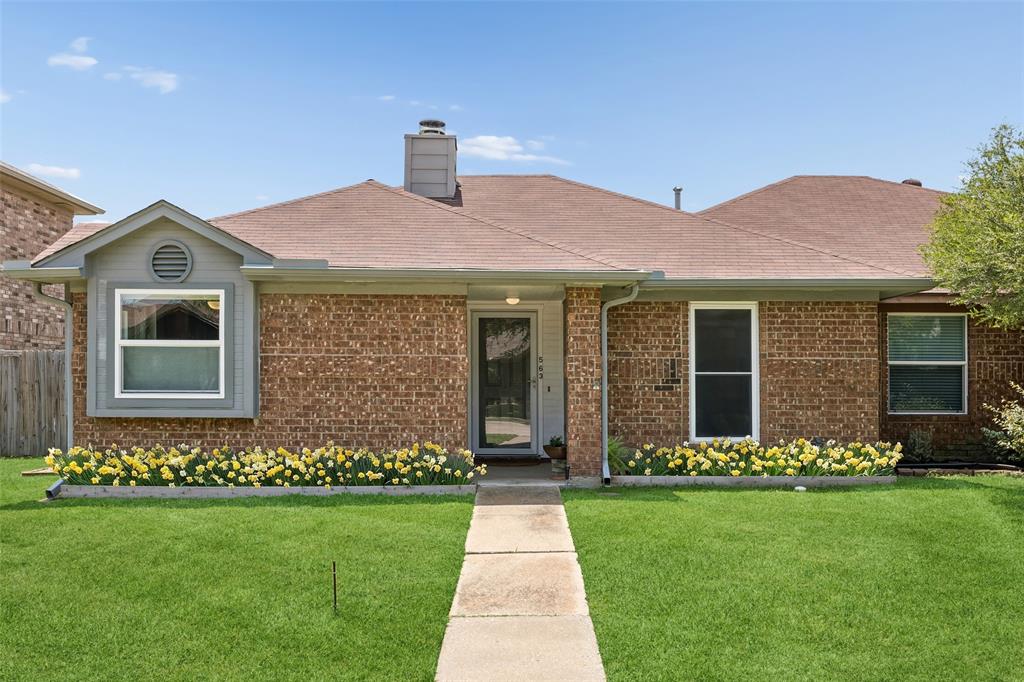 563 Lee Drive Property Photo 1