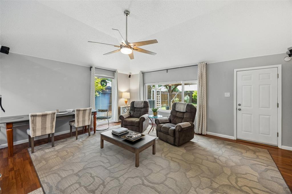563 Lee Drive Property Photo 5