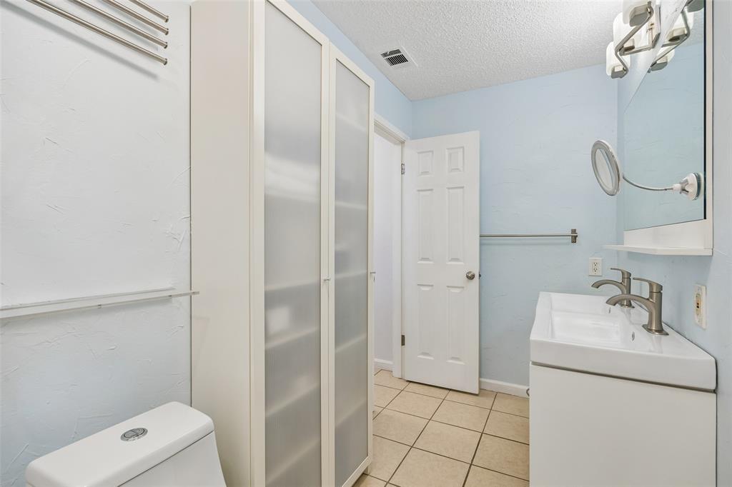 563 Lee Drive Property Photo 17