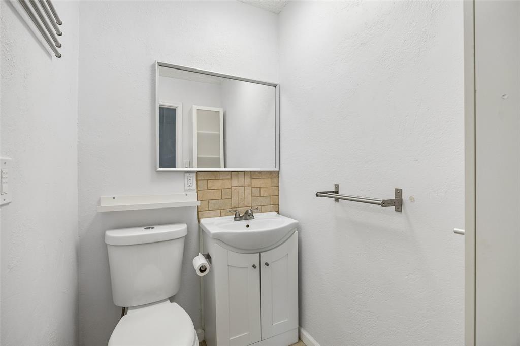 563 Lee Drive Property Photo 21