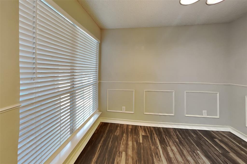 400 Valley Mills Drive Property Photo 8