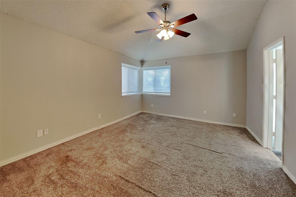 400 Valley Mills Drive Property Photo 9