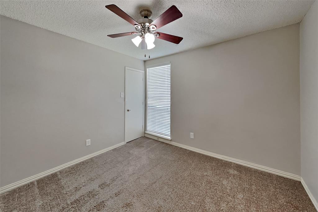 400 Valley Mills Drive Property Photo 14