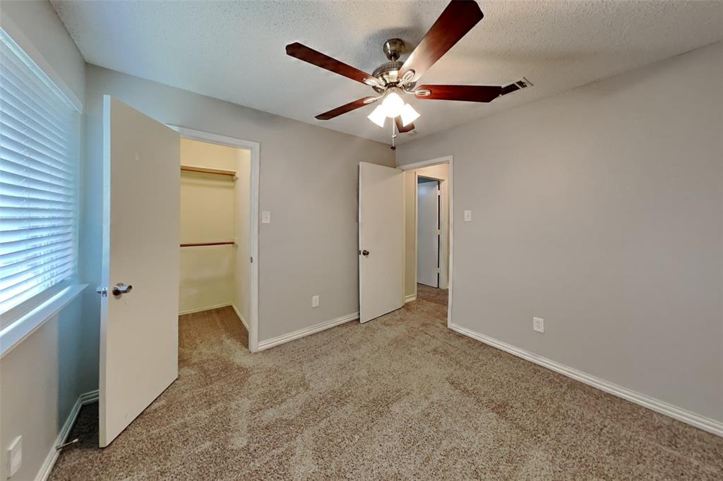 400 Valley Mills Drive Property Photo 16