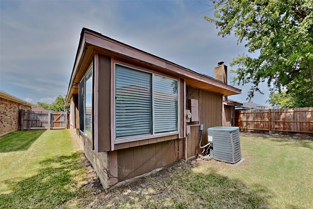 400 Valley Mills Drive Property Photo 17