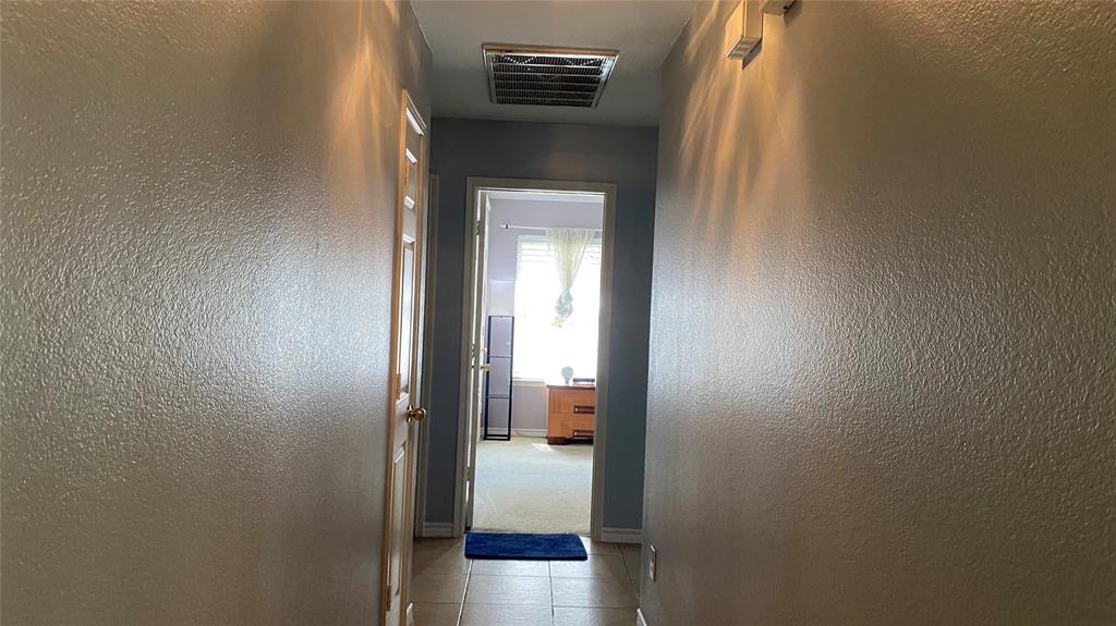 1326 Kingsley Court Property Photo 12