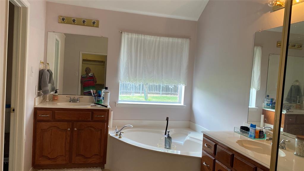 1326 Kingsley Court Property Photo 16