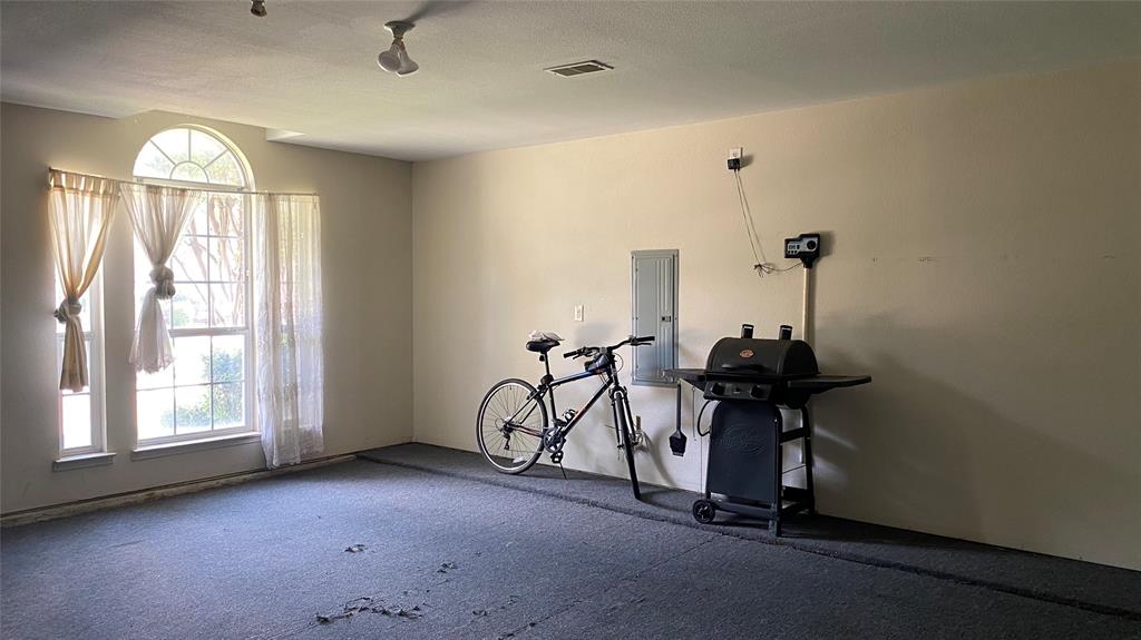 1326 Kingsley Court Property Photo 30