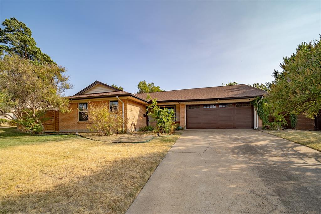 11030 Paddock Circle Property Photo 1
