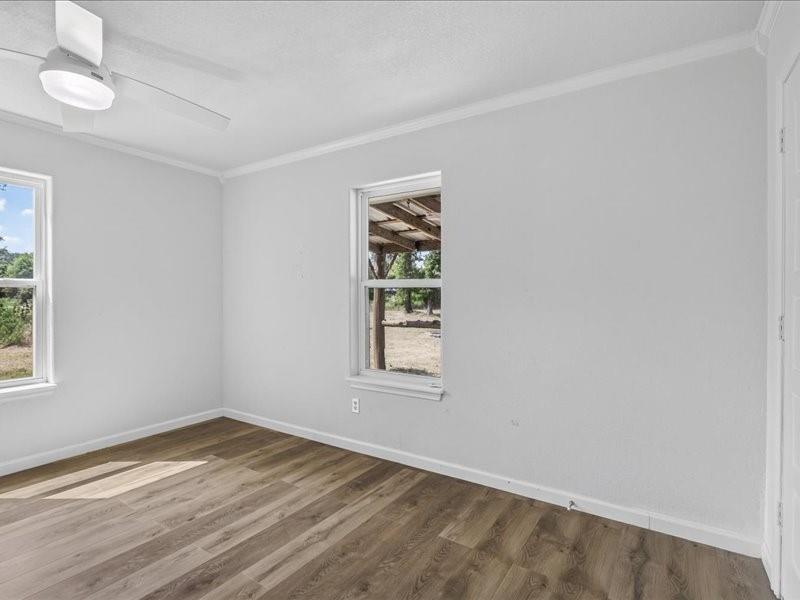 8846 County Road 2448 Property Photo 12