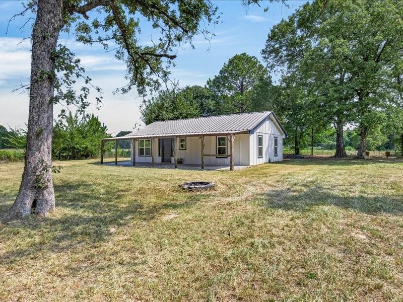 8846 County Road 2448 Property Photo 18