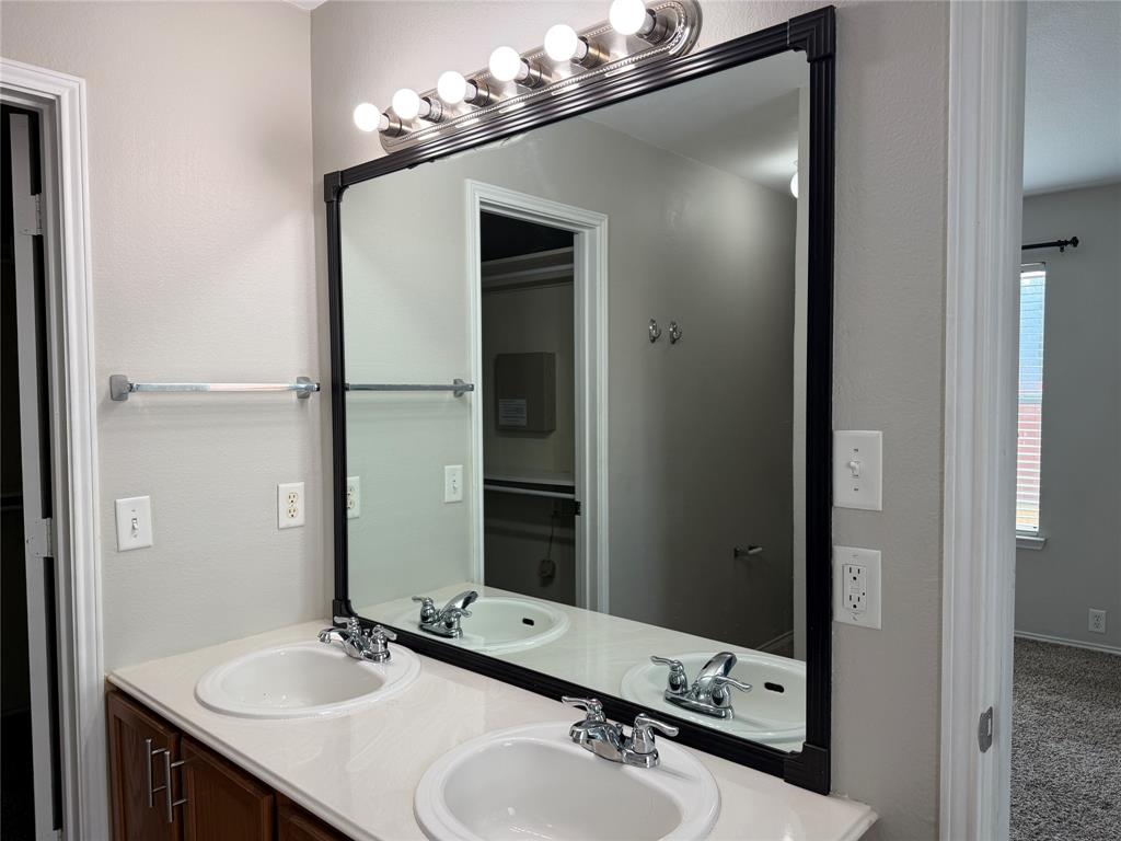 4514 Quail Run Road Property Photo 14