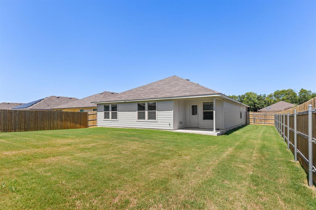 2506 Rollett Drive Property Photo 6