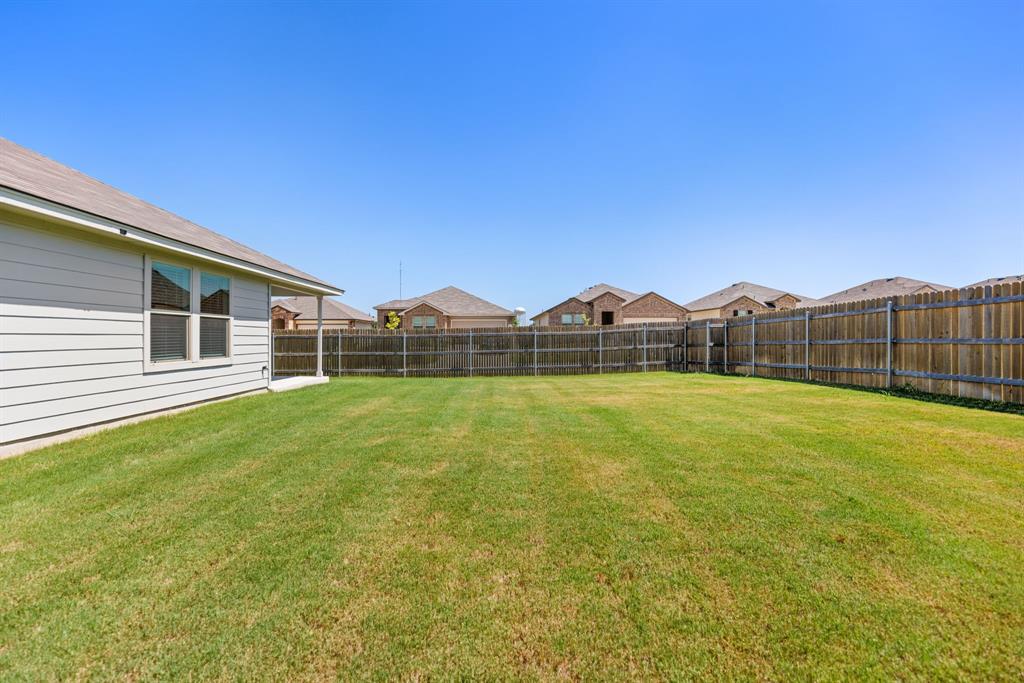 2506 Rollett Drive Property Photo 8