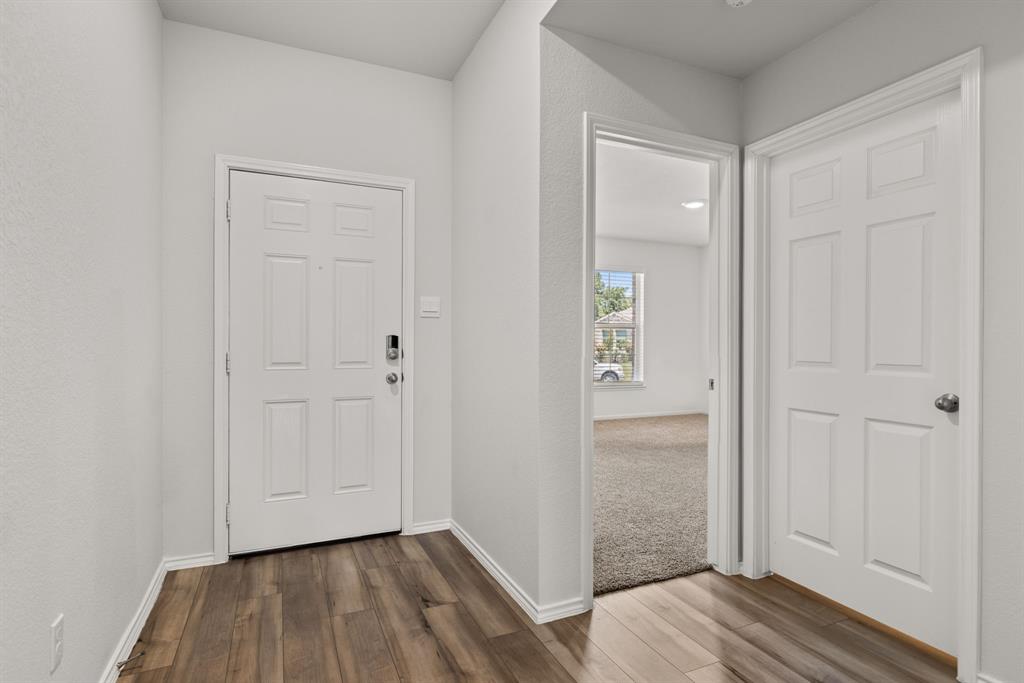 2506 Rollett Drive Property Photo 20