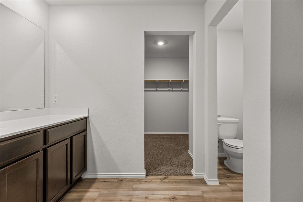 2506 Rollett Drive Property Photo 24